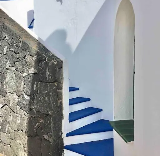 Casa Kazbar, Lovely 1 Bed & Communal Pool Villa