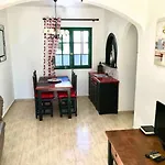 Casa Kazbar, Lovely 1 Bed & Communal Pool Villa