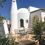 Casa Kazbar, Lovely 1 Bed & Communal Pool Villa