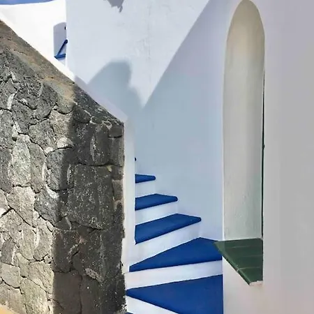 Casa Kazbar, Lovely 1 Bed & Communal Pool Вілла