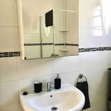 Casa Kazbar, Lovely 1 Bed & Communal Pool Вілла